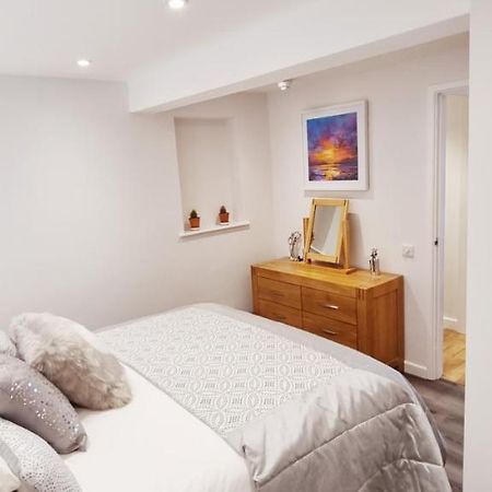 Marthys House With Hot Tub Looe Villa Bagian luar foto