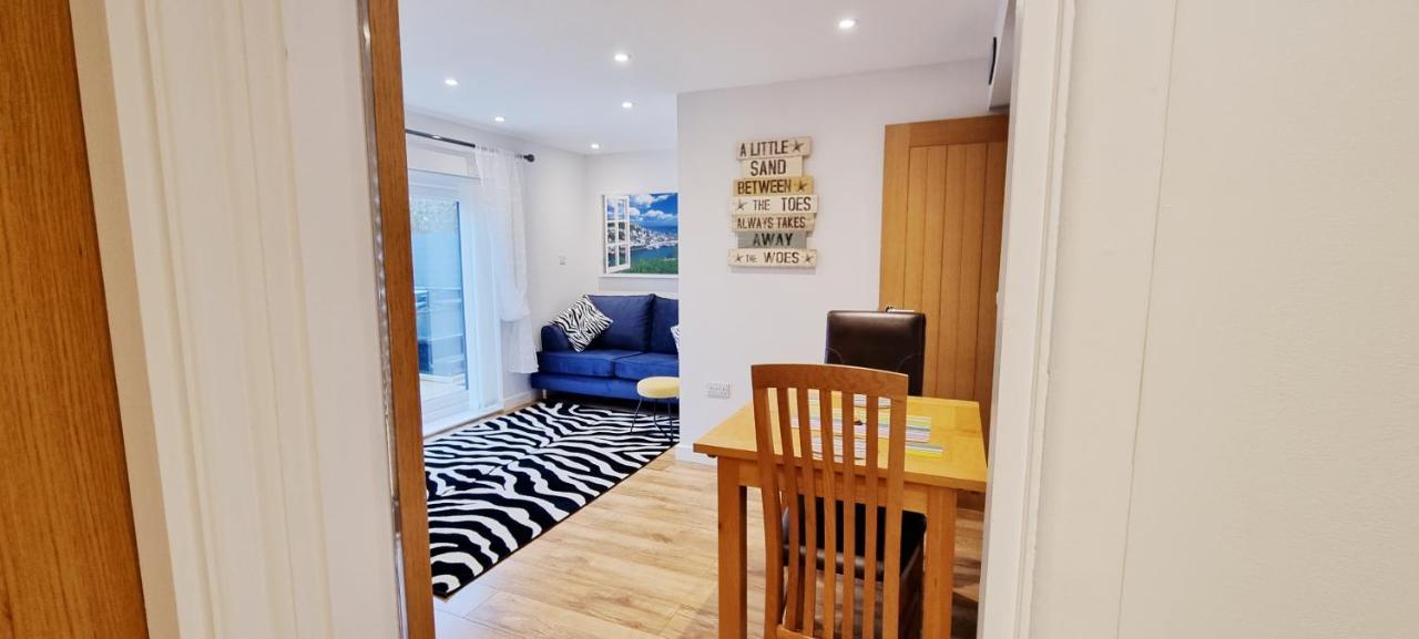 Marthys House With Hot Tub Looe Villa Bagian luar foto